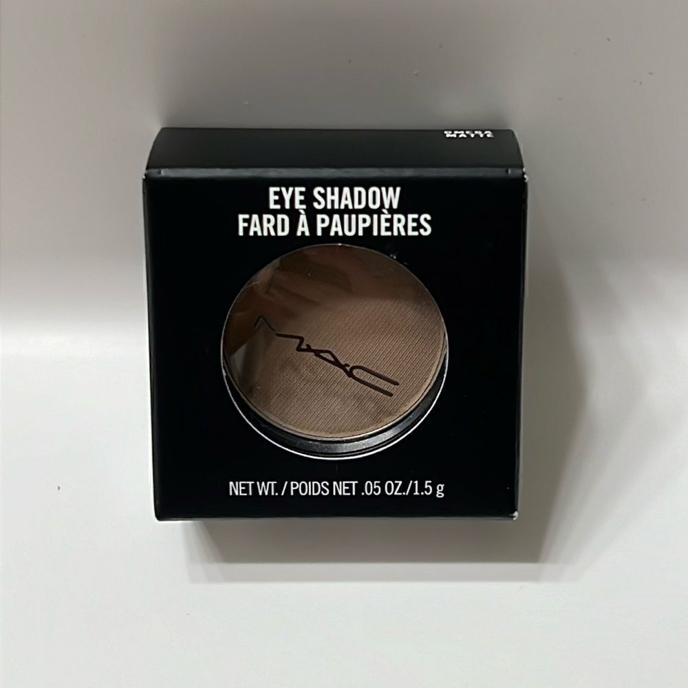 MAC Eye Shadow Omega Matte, NWB